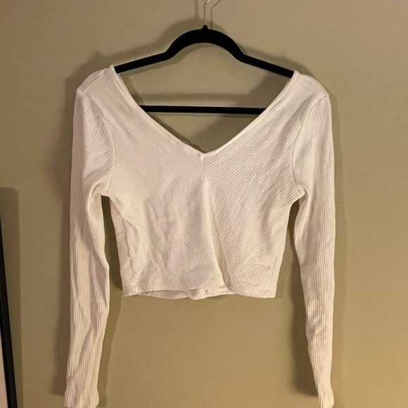 H&M Ribbed Long Sleeve Bunch Top - Picture 2 of 3
